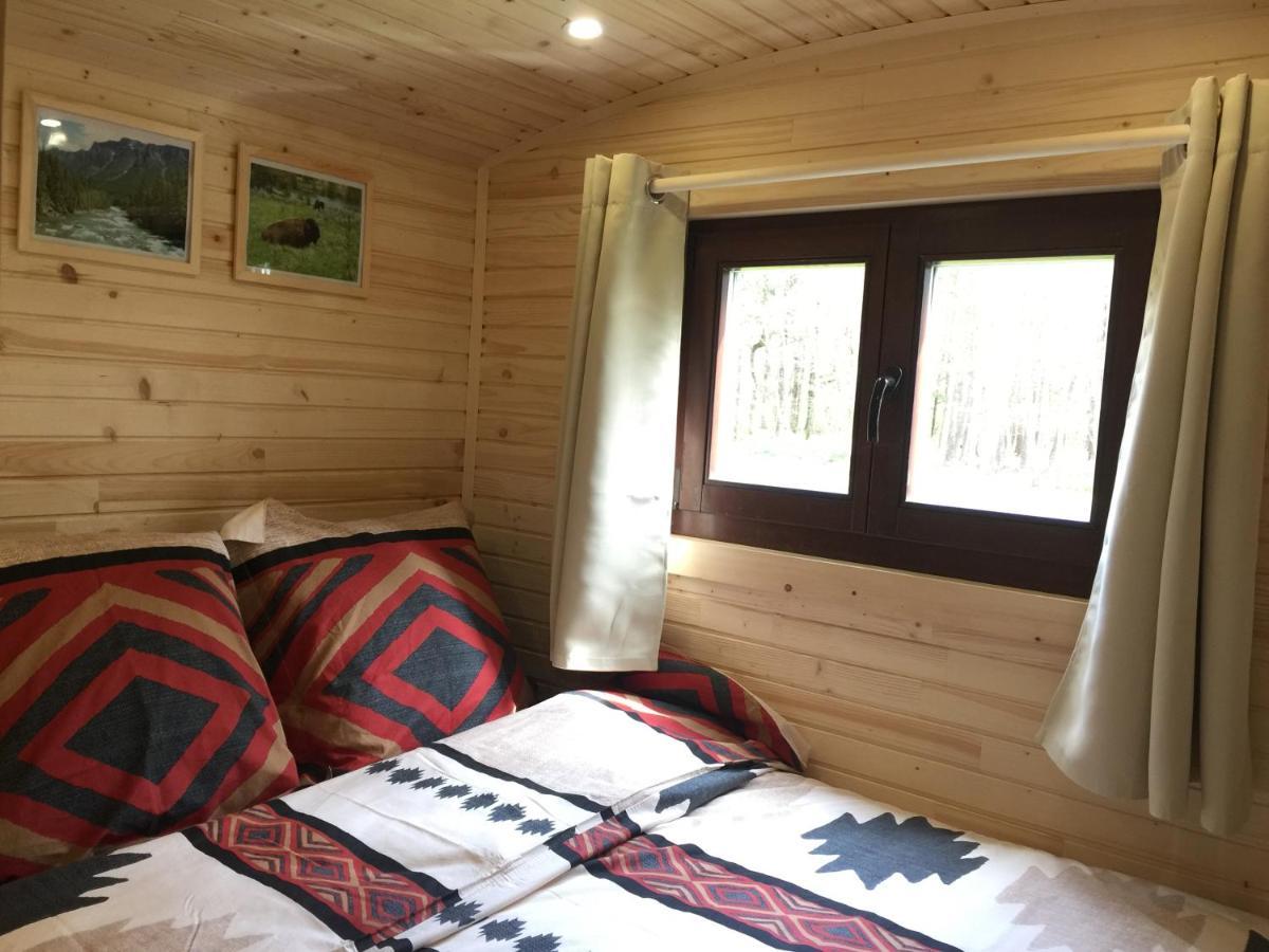 Rougeou Roulottes Du Chalet Des Pins المظهر الخارجي الصورة